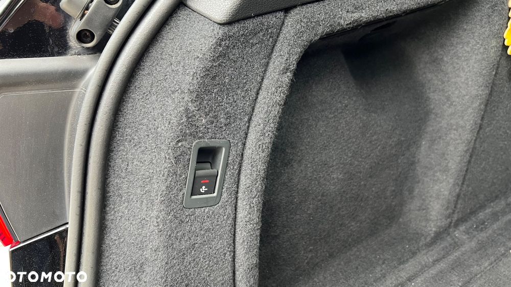 Audi A4 Avant 40 TDI Quattro S tronic - 16