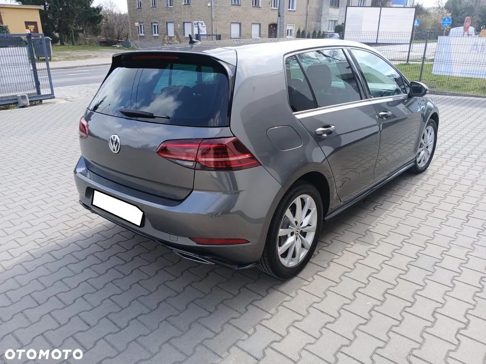 Volkswagen Golf 2.0 BlueTDI Highline - 30