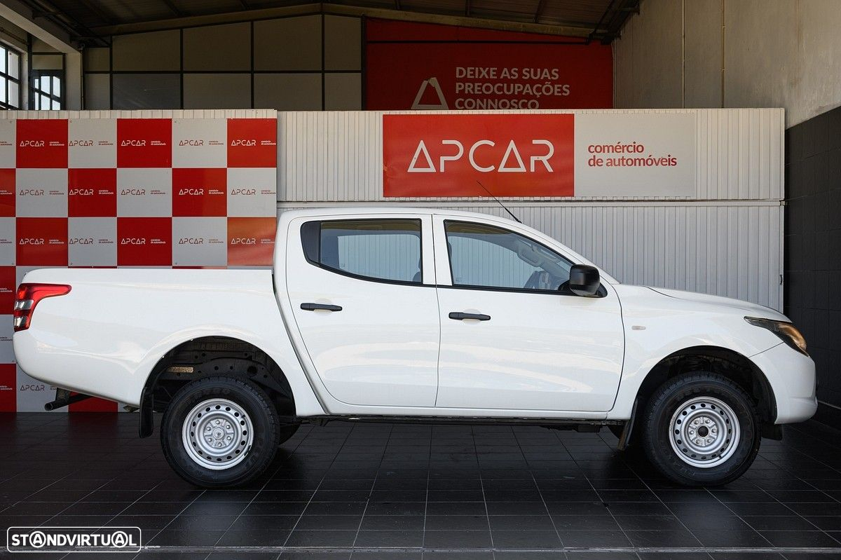 Mitsubishi L200 2.4 DI-D CD Invite 4WD - 2