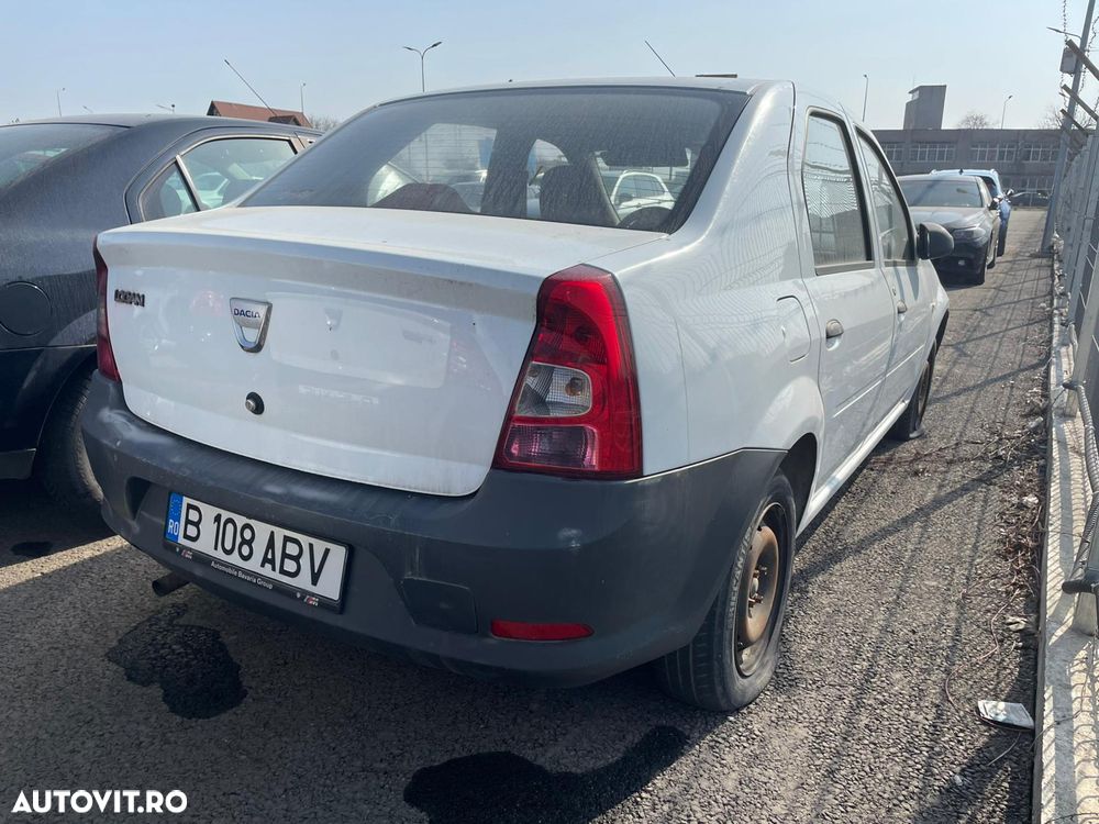 Dacia Logan 1.2 - 5