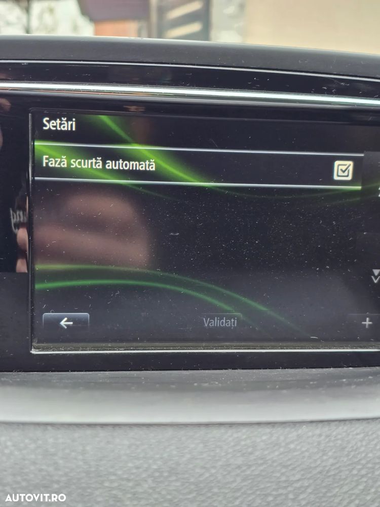 Renault Megane ENERGY dCi 110 EDC BOSE EDITION - 16