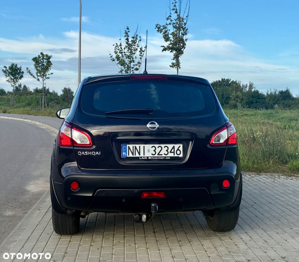 Nissan Qashqai 2.0 lounge - 4