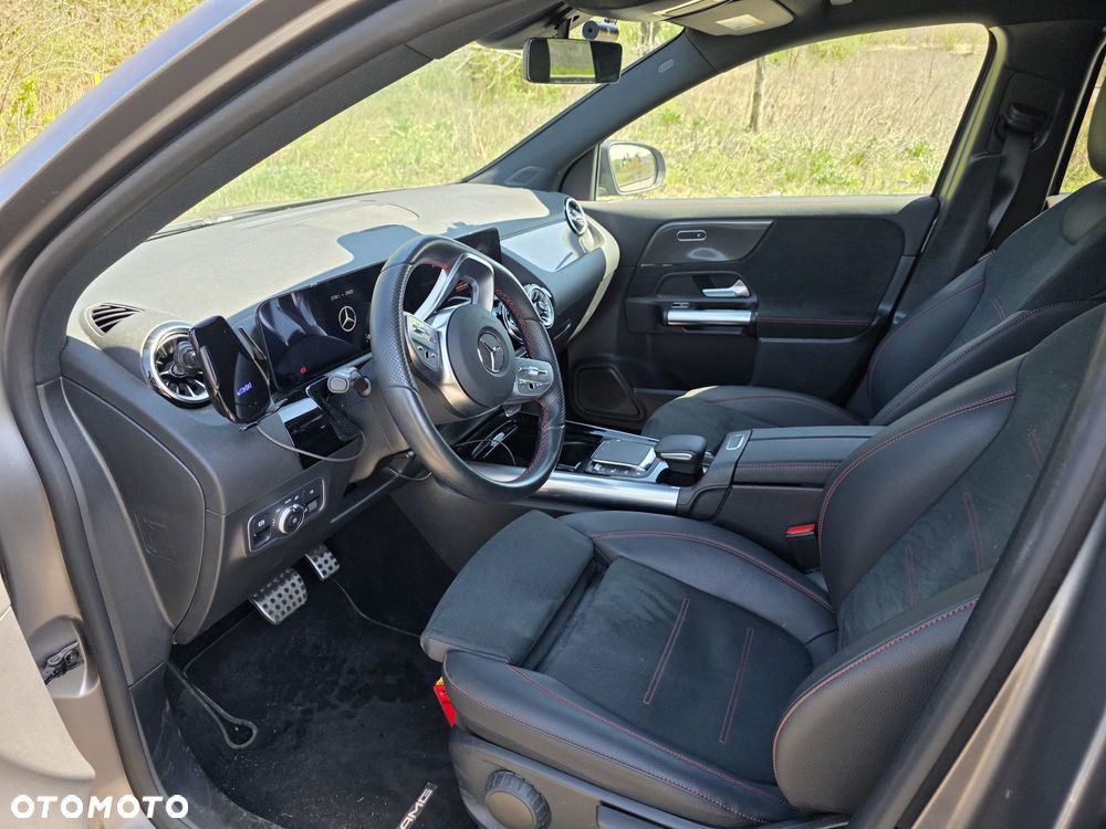 Mercedes-Benz GLA 180 d Business Edition - 15