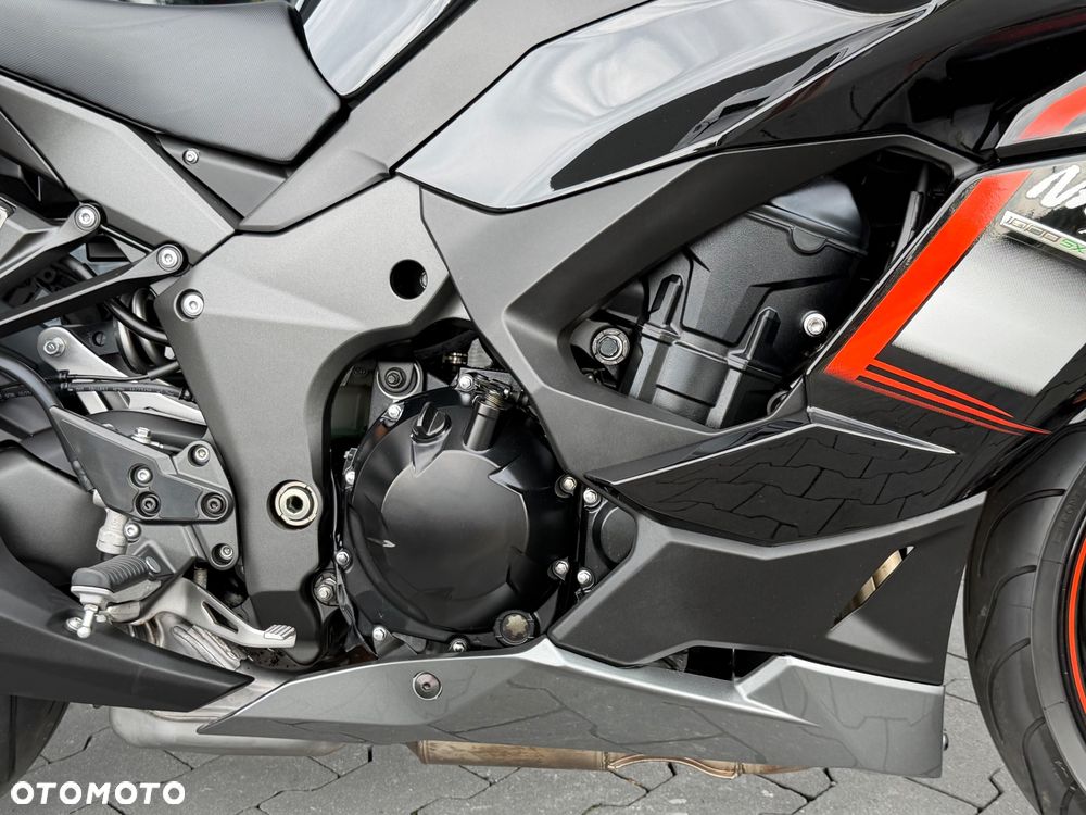 Kawasaki Ninja 1000 SX - 15