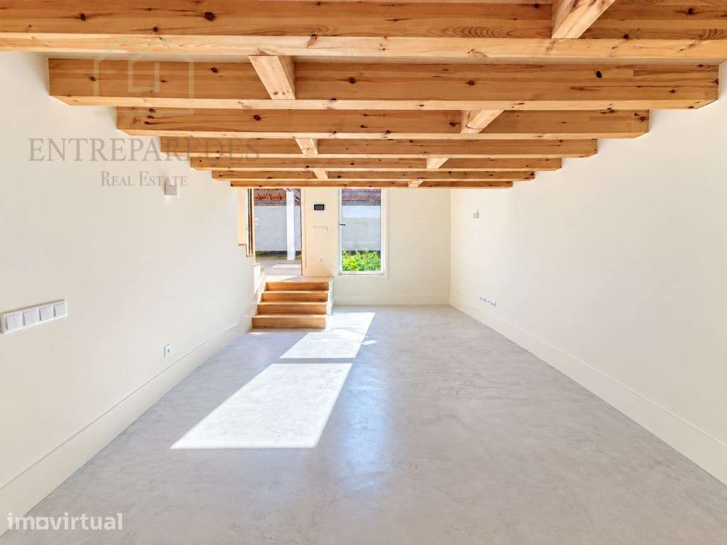 LOFT T1 com mezzanine e jardim para comprar em Cedofeita, Porto - Grande imagem: 2/16