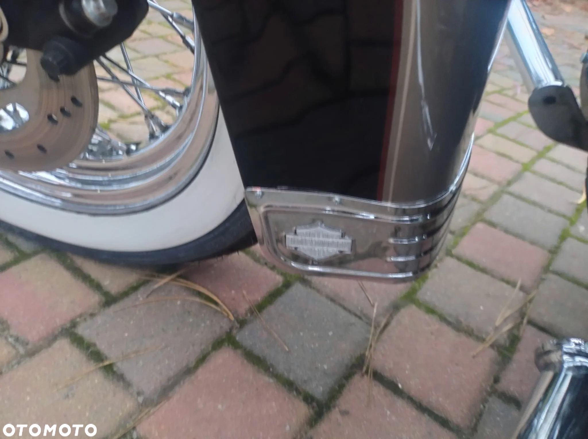 Harley-Davidson Softail Heritage Classic - 24