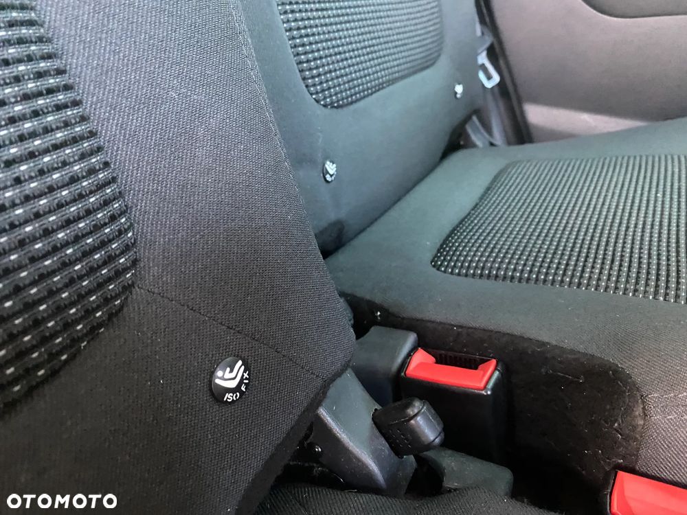 Peugeot 5008 e-HDI FAP 115 EGS6 Stop&Start Allure - 16