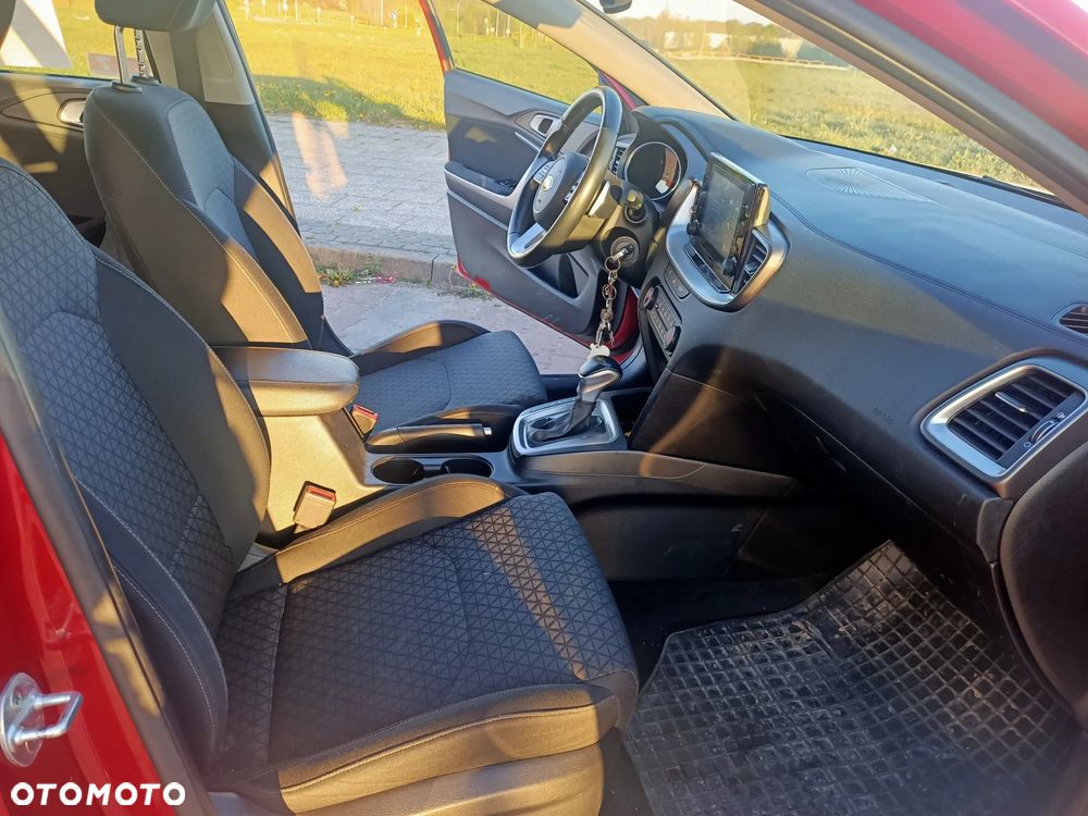 Kia Ceed 1.4 T-GDI M DCT - 10