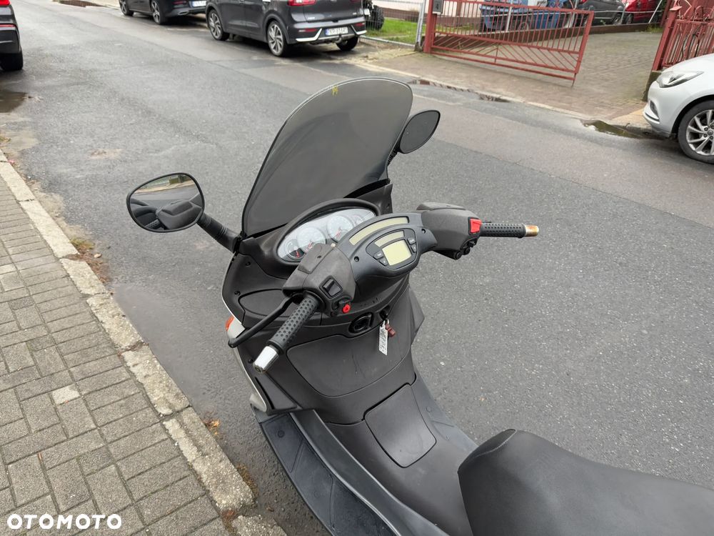 Piaggio X9 - 9