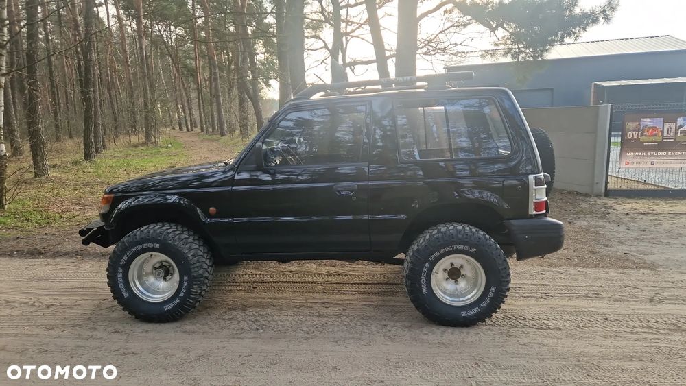 Mitsubishi Pajero 2.5 TD GL - 6