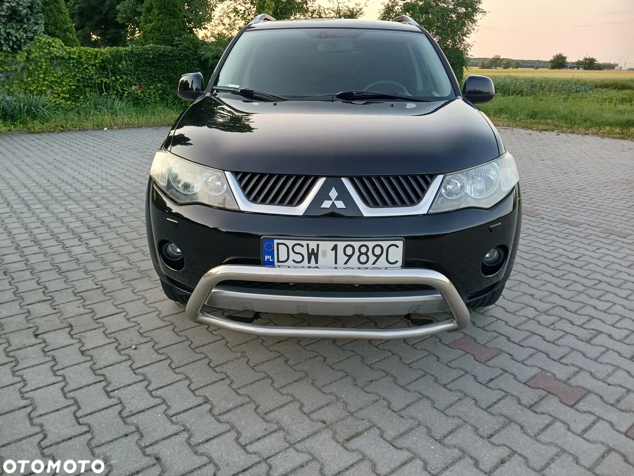 Mitsubishi Outlander 2.0 DID Intense + - 10