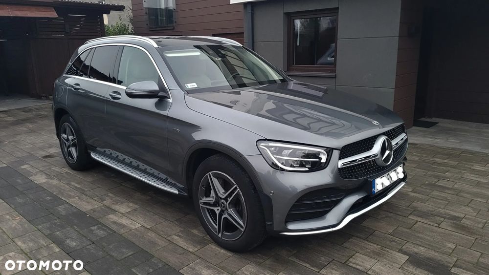 Mercedes-Benz GLC - 1