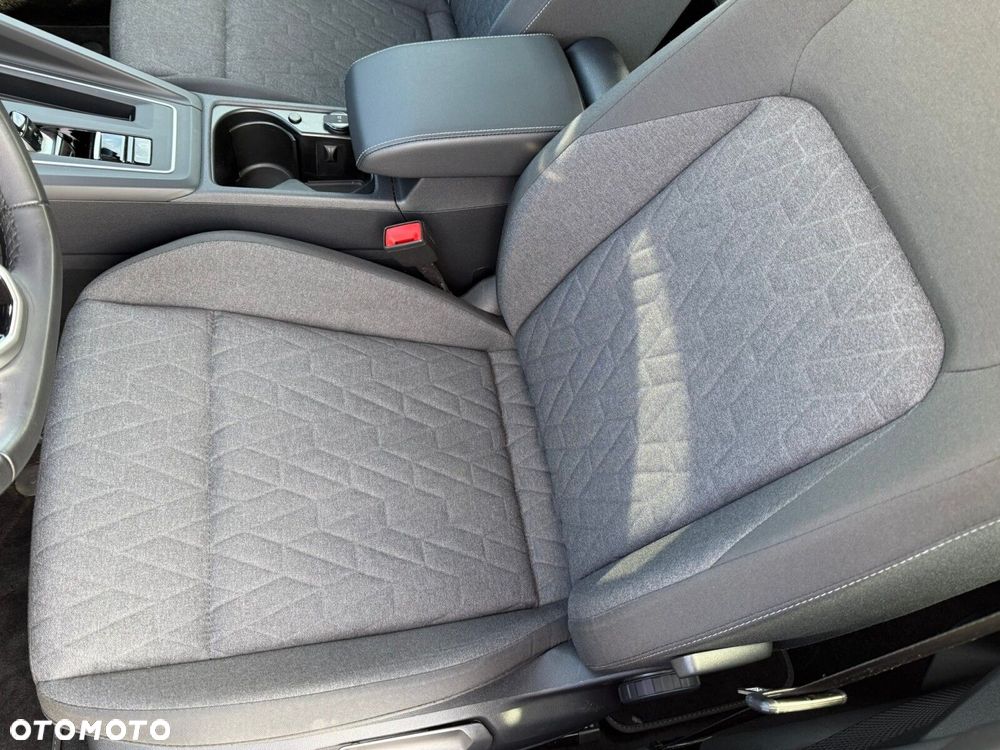 Volkswagen Golf Variant 2.0 TDI Life DSG - 11