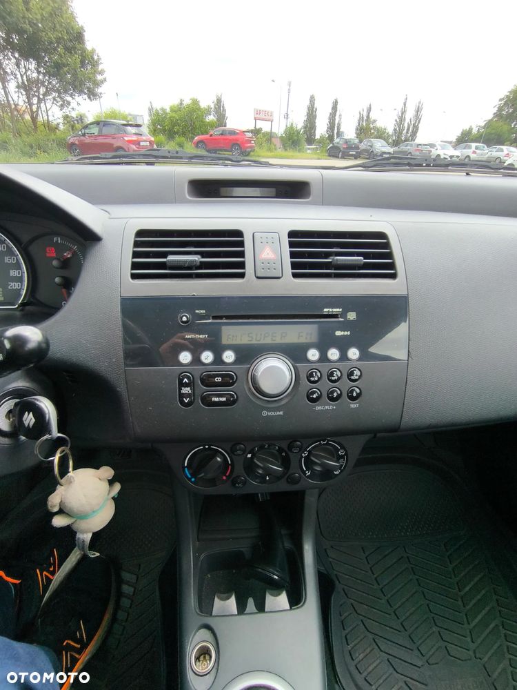 Suzuki Swift 1.3 Comfort - 10