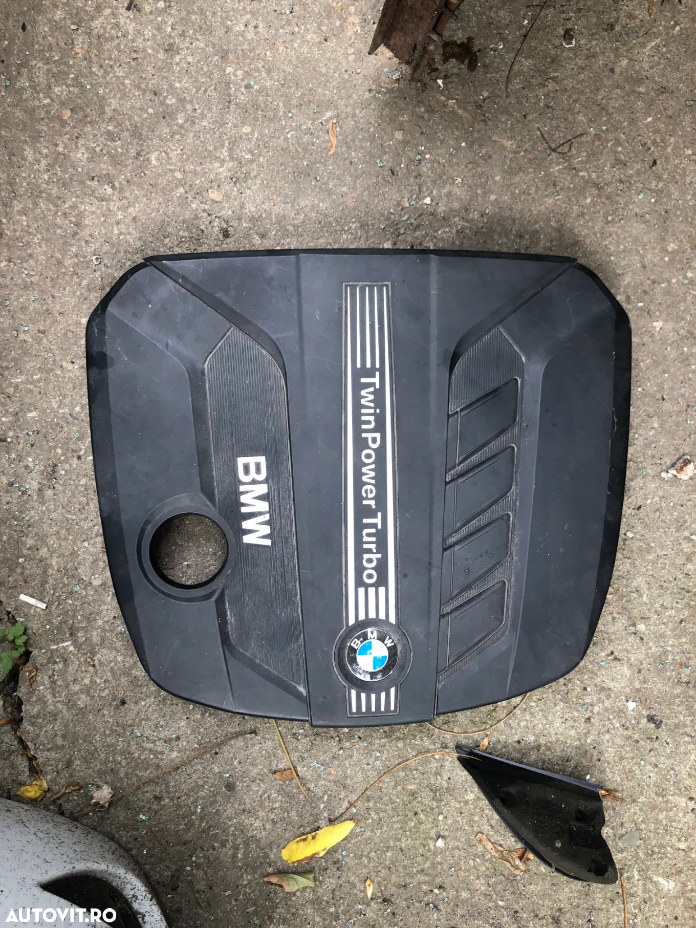 Capac motor Bmw 520d F10 F11 - 2