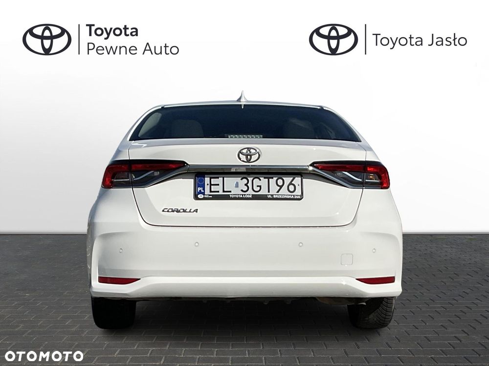 Toyota Corolla - 4