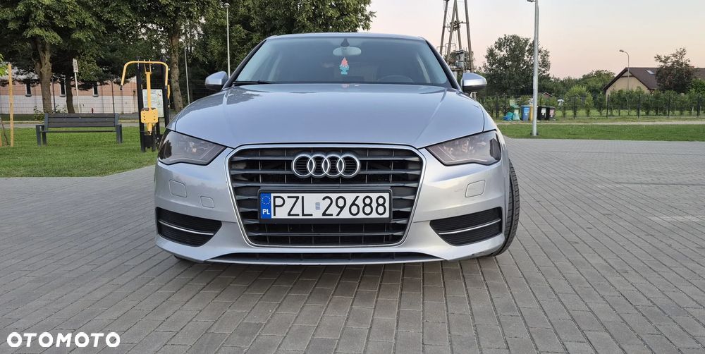 Audi A3 Sportback 1.6 TDI (clean diesel) Attraction - 1