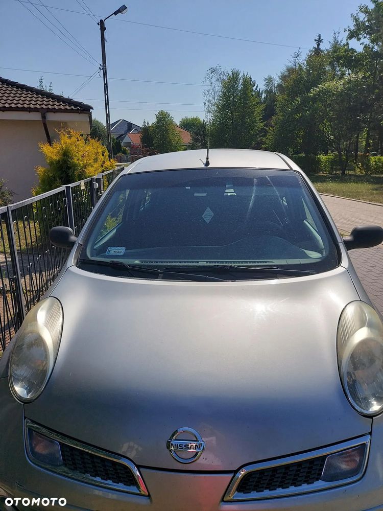 Nissan Micra - 1