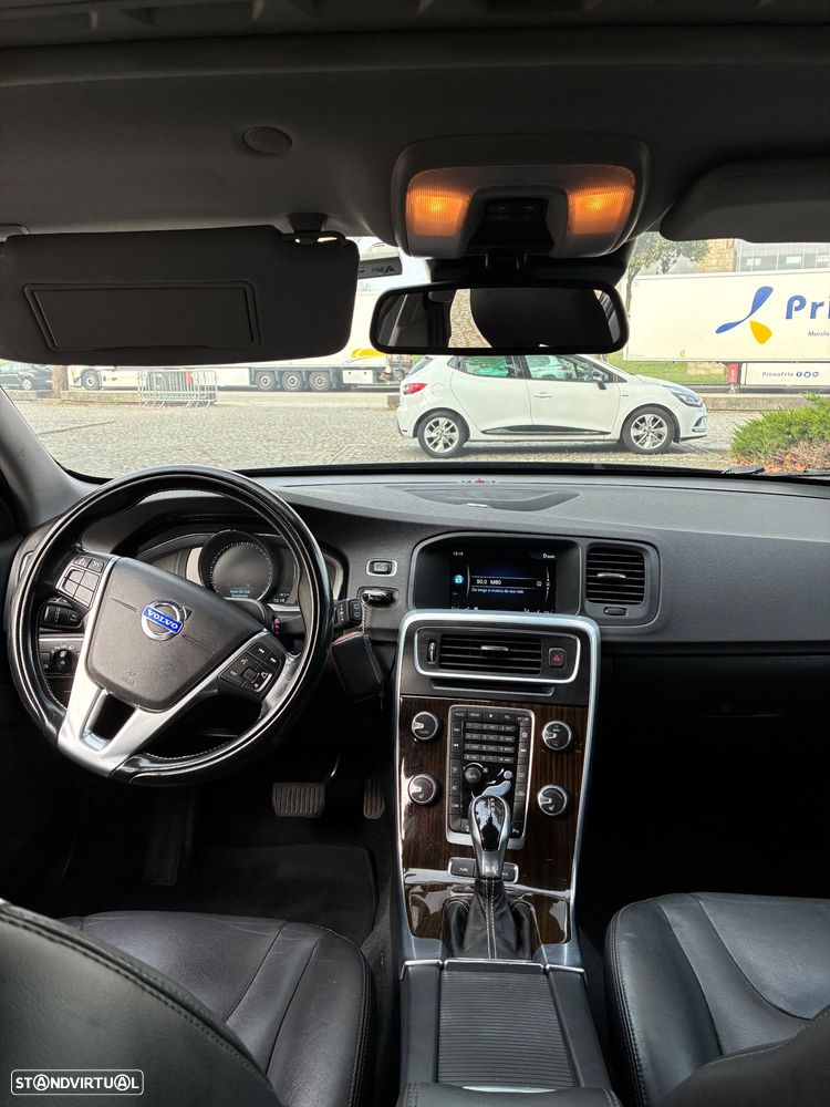 Volvo V60 - 14