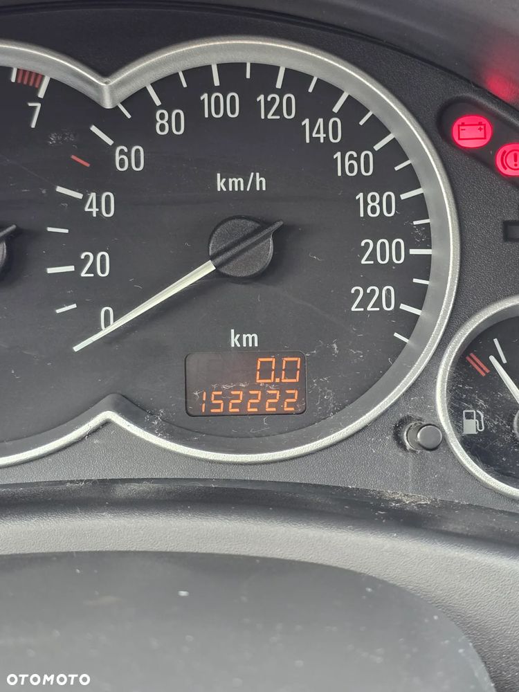 Opel Corsa 1.0 12V Easytronic Eco - 8