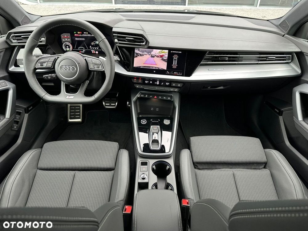 Audi A3 Sportback - 16