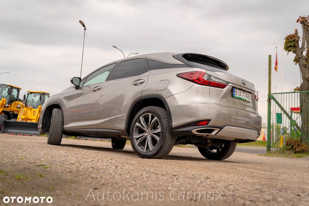 Lexus RX - 11