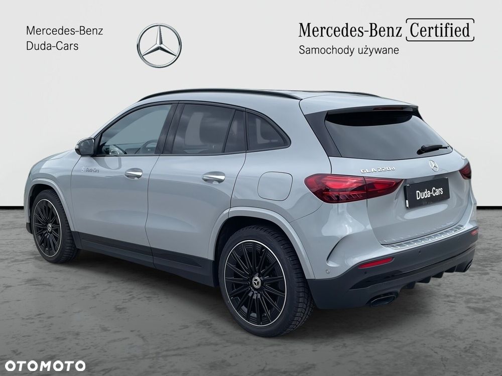 Mercedes-Benz GLA - 6