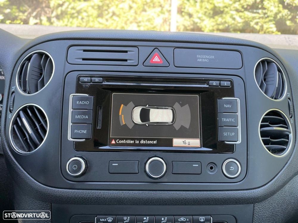 VW Golf Plus 1.6 TDi DPF Highline - 12