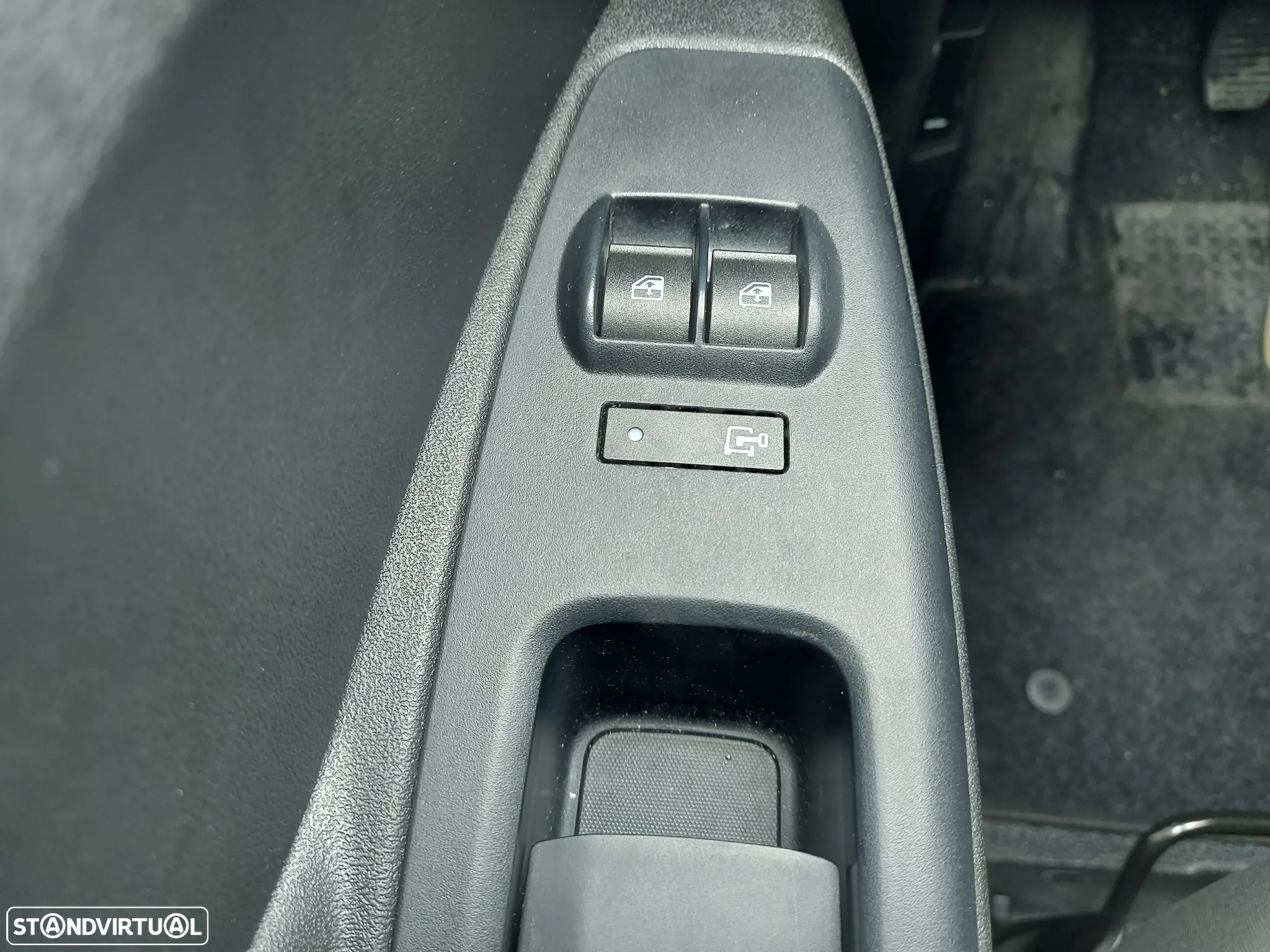 Fiat Doblo 3 Lug c/ Motor FRIO - 30