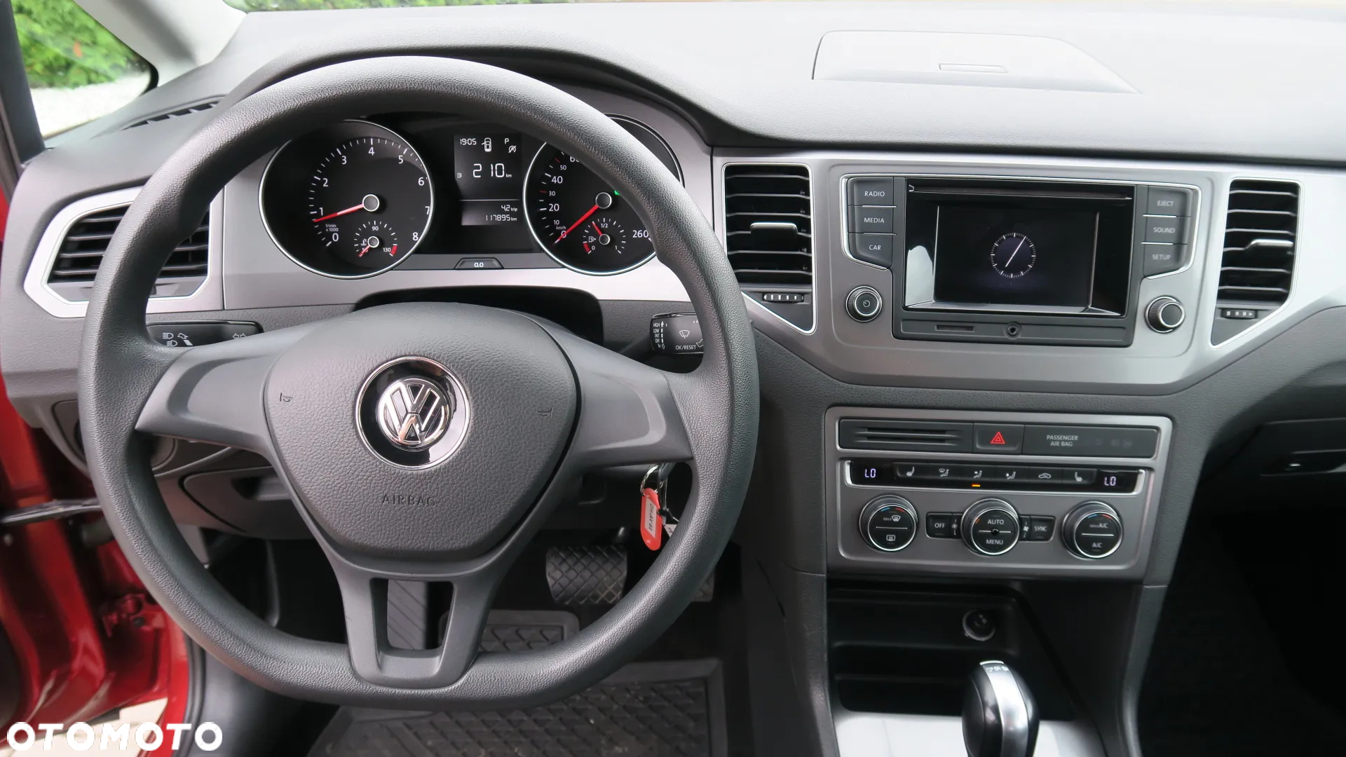 Volkswagen Golf Sportsvan 1.2 TSI (BlueMotion Technology) DSG Comfortline - 21