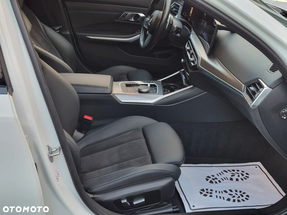 BMW Seria 3 320d M Sport Shadow - 12