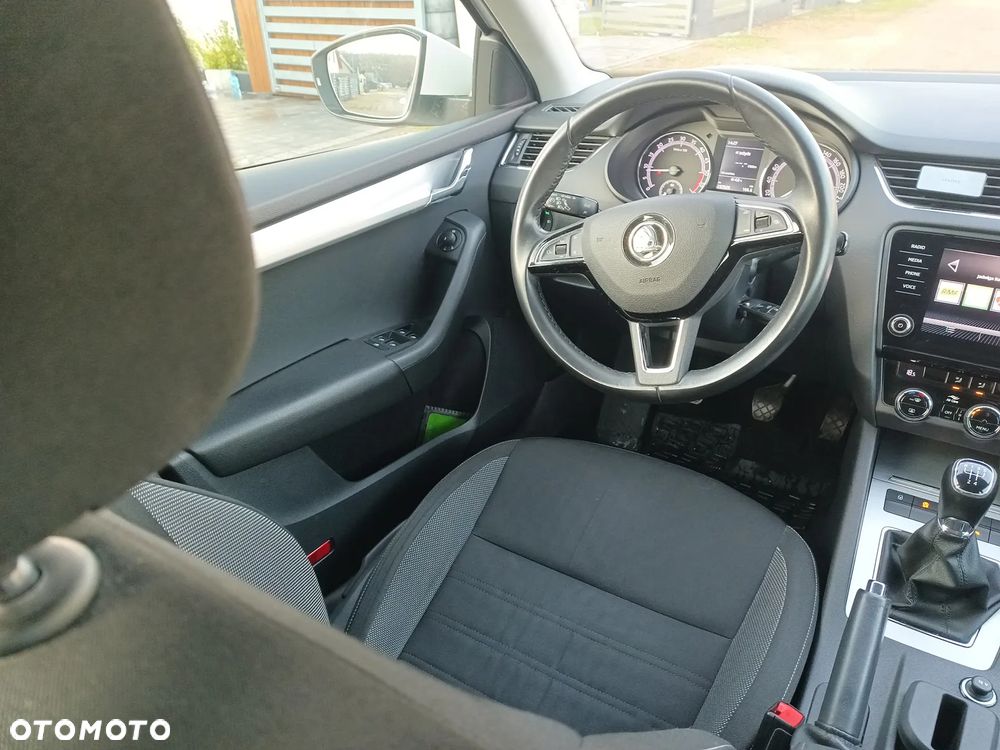 Skoda Octavia 1.6 TDI Ambition - 23