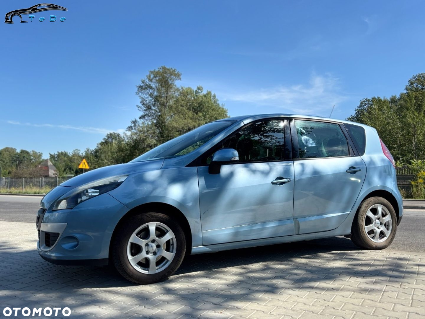 Renault Scenic 2.0 16V Privilege CVT Euro5 - 9
