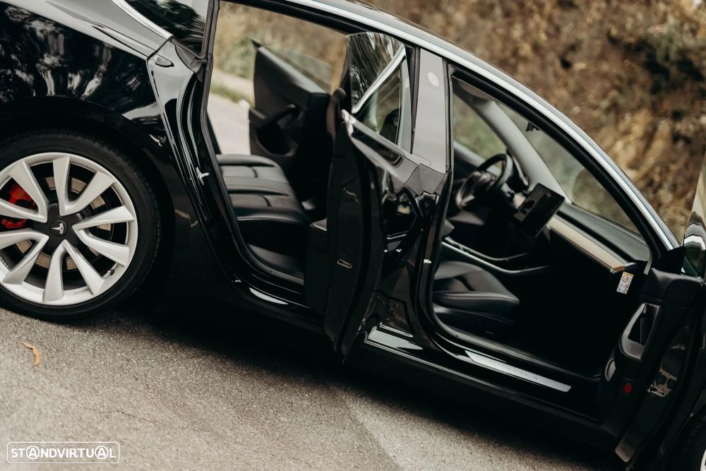 Tesla Model 3 Long Range AWD Dual Motor - 21