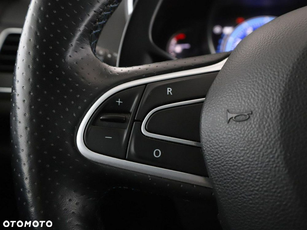 Renault Megane ENERGY TCe 205 EDC GT - 34