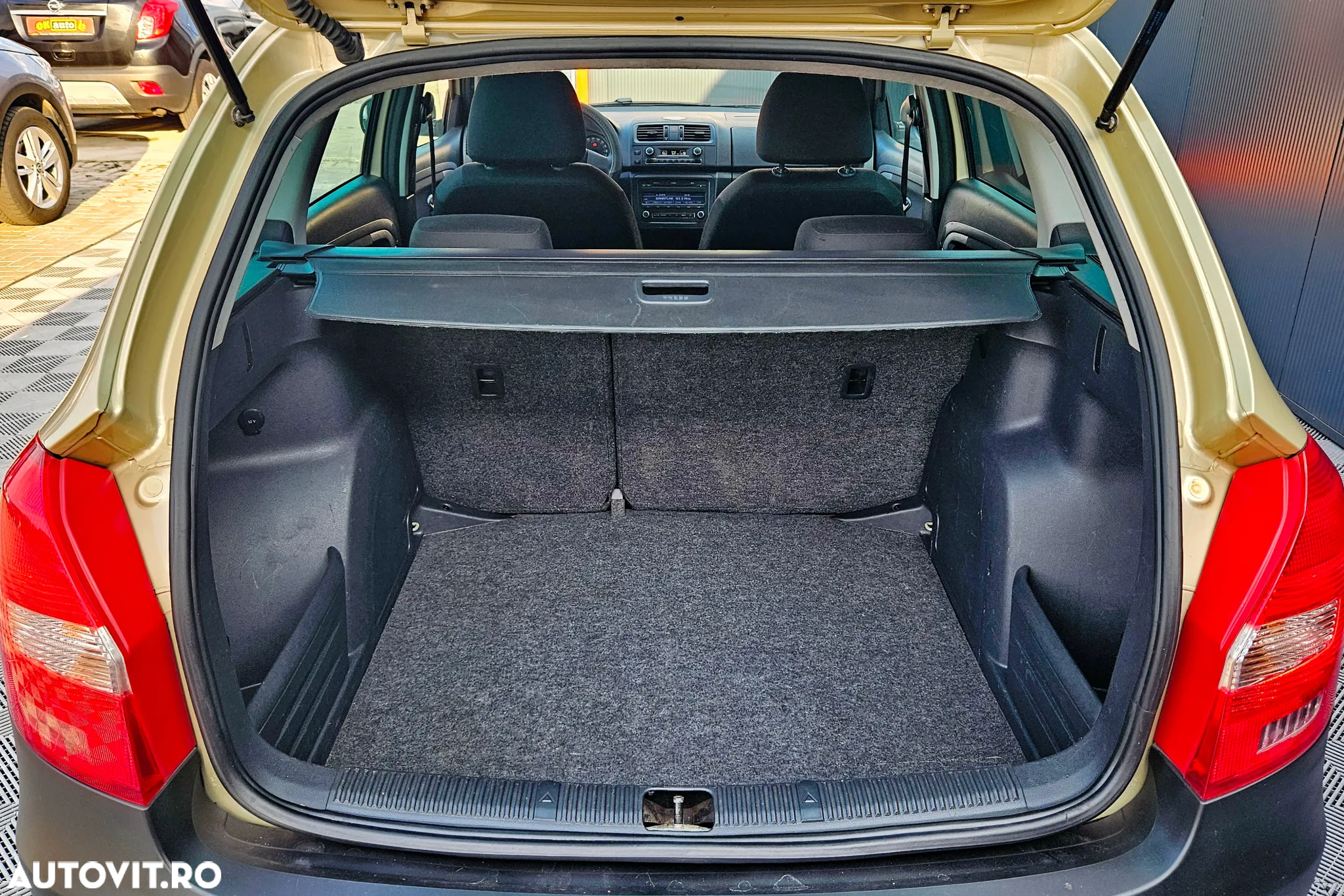 Skoda Fabia - 11