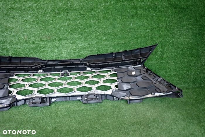 KIA SPORTAGE V GT LINE 21- atrapa grill pod kamerę - 12