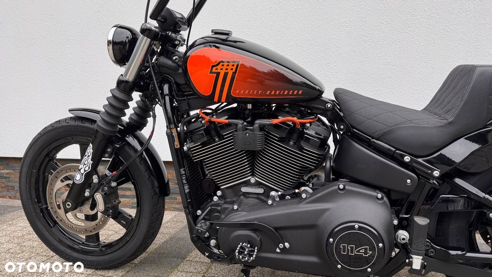 Harley-Davidson Softail Street Bob - 4