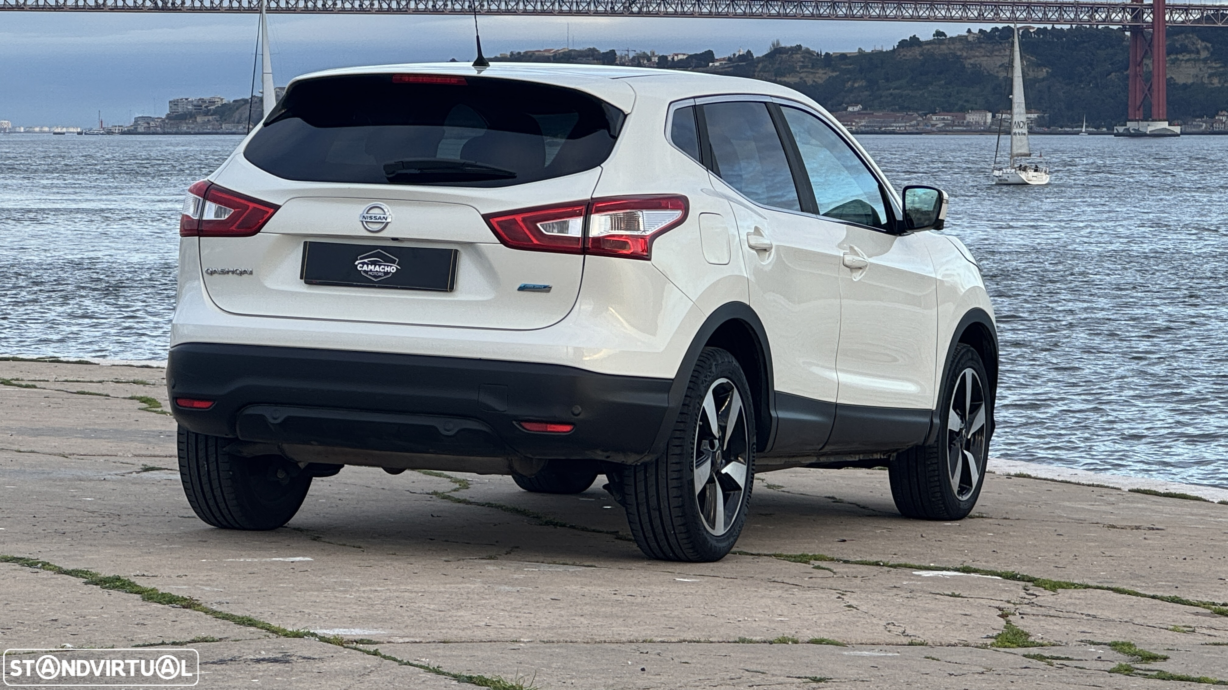 Nissan Qashqai 1.5 dCi N-Connecta 18 RS - 21