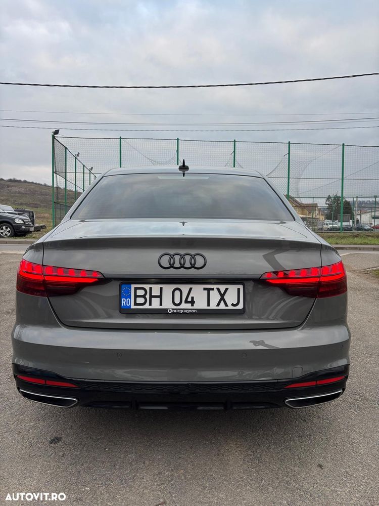 Audi A4 35 TFSI S tronic S line - 4