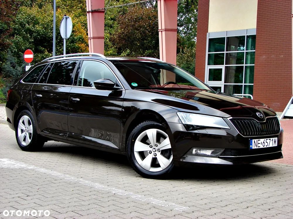 Skoda Superb 2019 photo 2