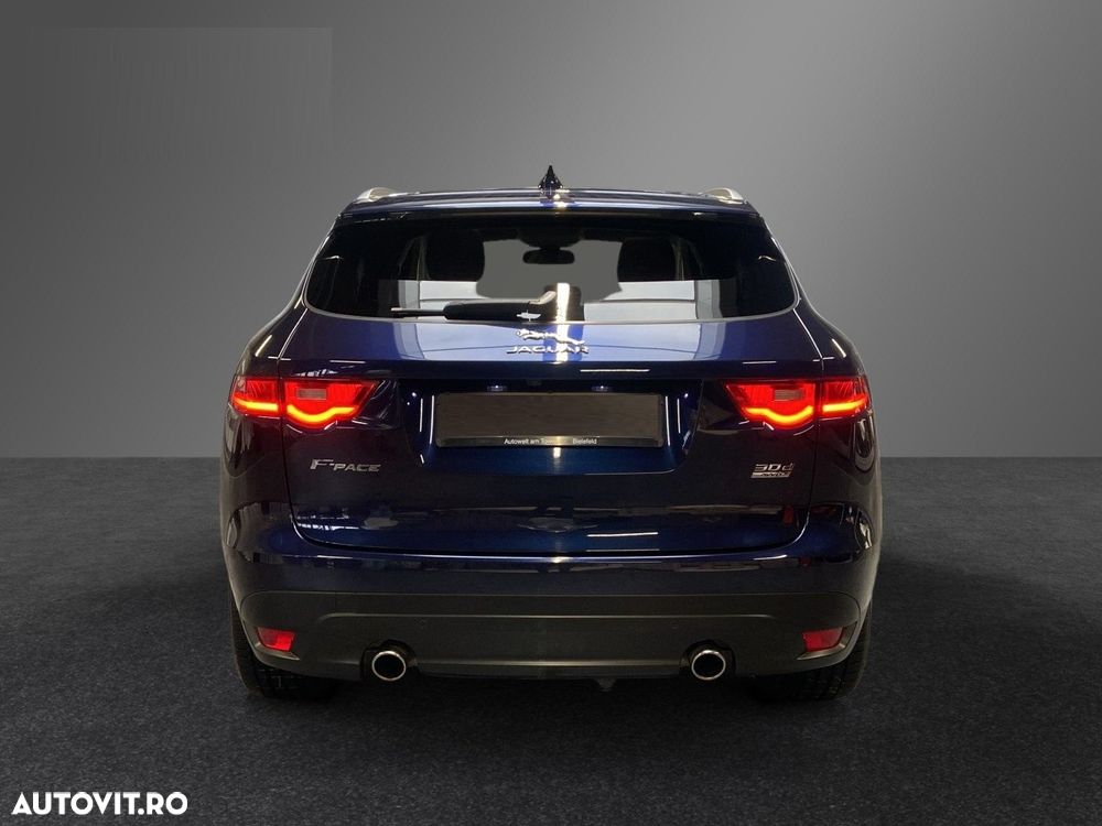 Jaguar F-Pace D300 AWD - 11