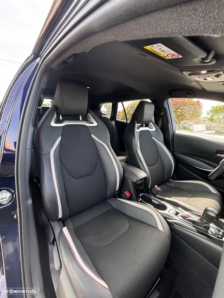 Toyota Corolla Touring Sports 1.8 Hybrid GR-Sport - 18