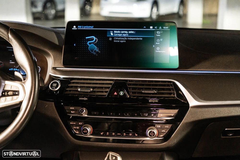 BMW 530 e Pack Desportivo M - 29