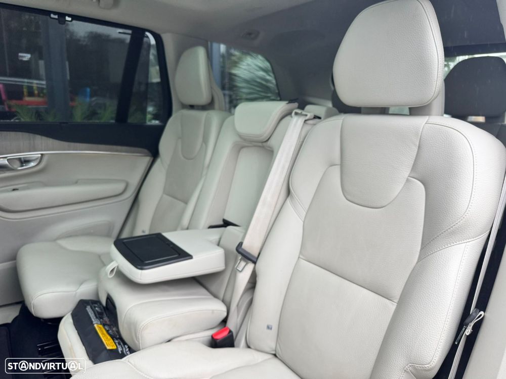 Volvo XC 90 2.0 T8 PHEV Plus Bright AWD - 24