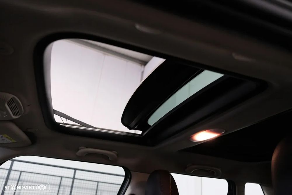 MINI 5 Portas One D - 10