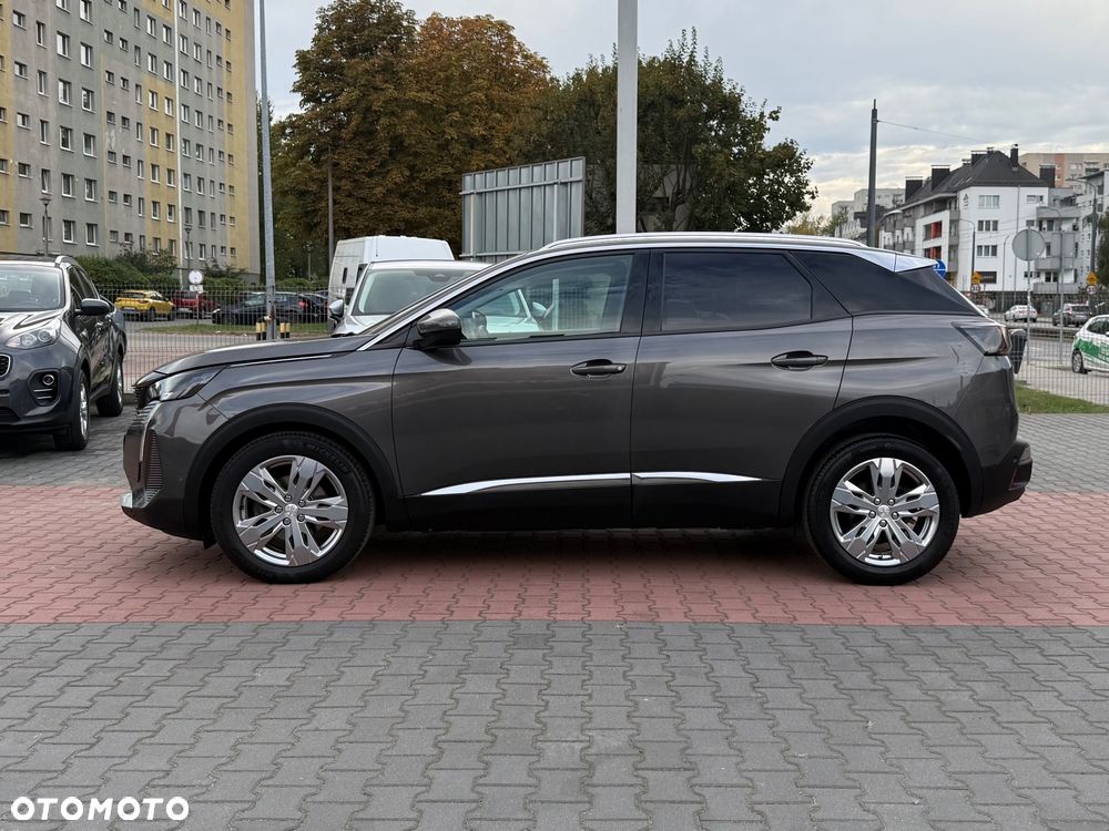 Peugeot 3008 1.5 BlueHDi Allure Pack S&S EAT8 - 17