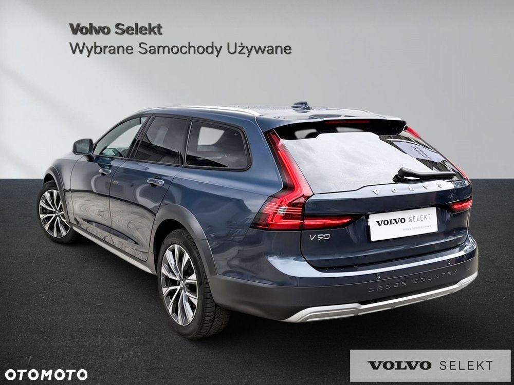 Volvo V90 Cross Country - 7