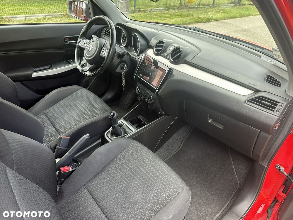 Suzuki Swift 1.2 Dualjet SHVS Premium - 19