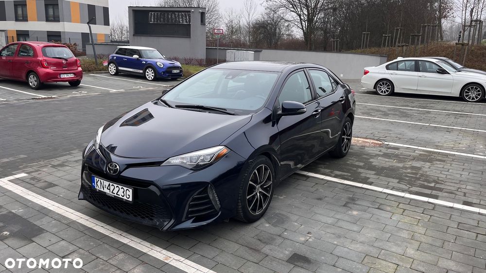 Toyota Corolla - 2